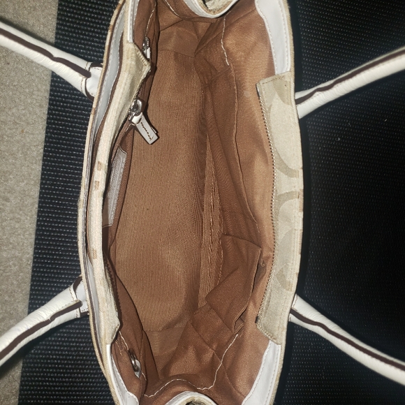 Coach Purse - Picture 5 of 5